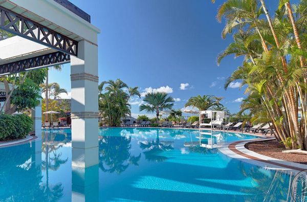 La Kaleta. Romantiškas poilsis nuolatos žaliuojančioje ir saulėtoje TENERIFĖJE. Skrydis, 7n. viešbutyje H10 COSTA ADEJE PALACE 4*, su pusryčiais ir vakariene - nuo 845 €!