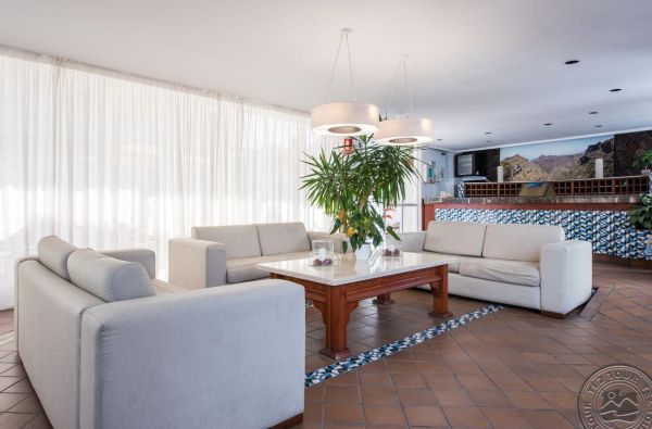 Puerto de Santiago. Aplankykite vieną gražiausių ir populiariausių salų žemėje - TENERIFĘ. Skrydis, 7n. viešbutyje VIGILIA PARK 2*, be maitinimo - nuo 510 €!