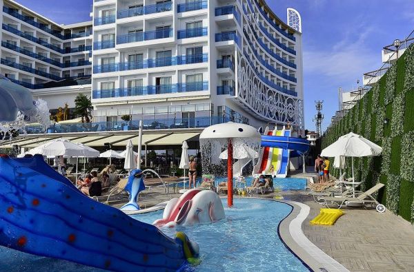 ALANIJA. Saulėtos atostogos. Skrydis, 7n. puikiame viešbutyje AZURA DELUXE RESORT & SPA 5* su Ultra viskas įskaičiuota maitinimu!