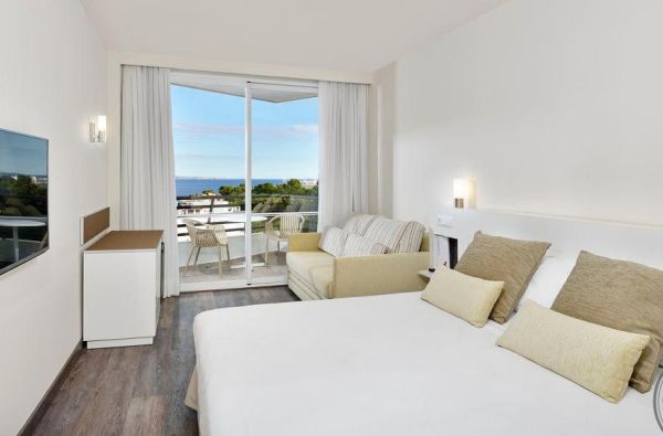 Magalufas. Smagios šeimos atostogos MALJORKOJE. Skrydis, 7n. viešbutyje SOL BARBADOS 4*, su pusryčiais ir vakarienėmis - nuo 609 €!