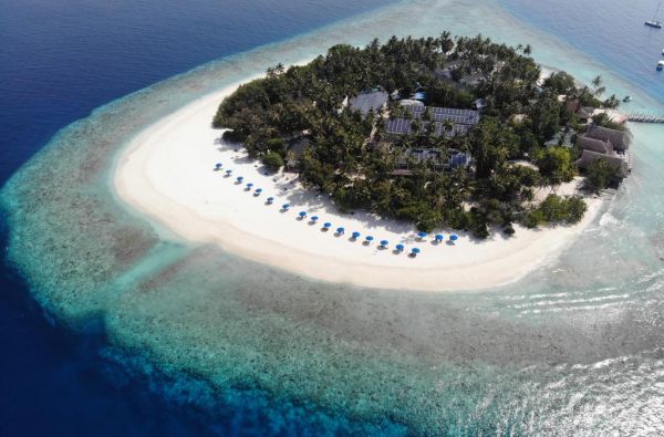 Saulėtos atostogos Maldyvuose! Skrydis, pervežimas ir 7 n. viešbutyje MALAHINI KUDA BANDOS 4* su pusryčiais ir vakarienėmis