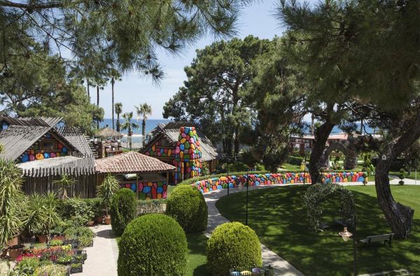 KEMERAS. Sunku atsispirti mintims apie atostogas?Sustok akimirka žavinga.Jūs jų nusipelnėte. Tad nieko nelaukite ir kraukitės lagaminus. Keliaujam į saulėtąją Turkiją.Skrydis,7 n. 5* KILIKYA PALACE GOYNUK viešbutyje su „ultra viskas įskaičiuota“ maitinimu