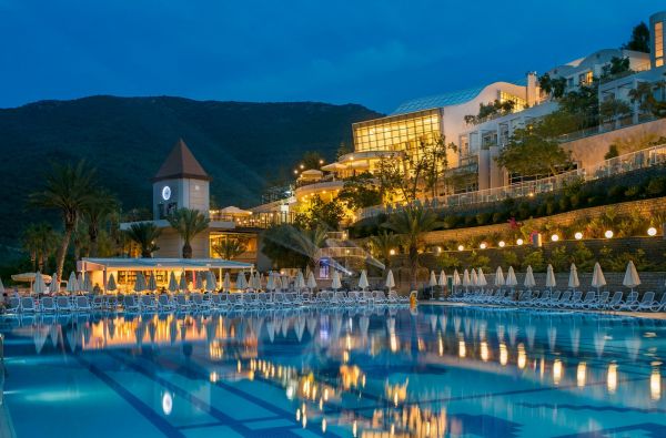 BODRUMAS. Išskirtinės atostogos prie Egėjo jūros. Skrydis, 7n. puikiame viešbutyje DUJA HOTELS BODRUM 5* su ULTRA viskas įskaičiuota maitinimu!