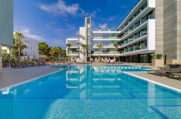 SANTA PONSA. Romantiškas pabėgimas į MALJORKĄ. Skrydis, 7n. viešbutyje H10 CASA DEL MAR 4*, su pusryčiais  - nuo 609€