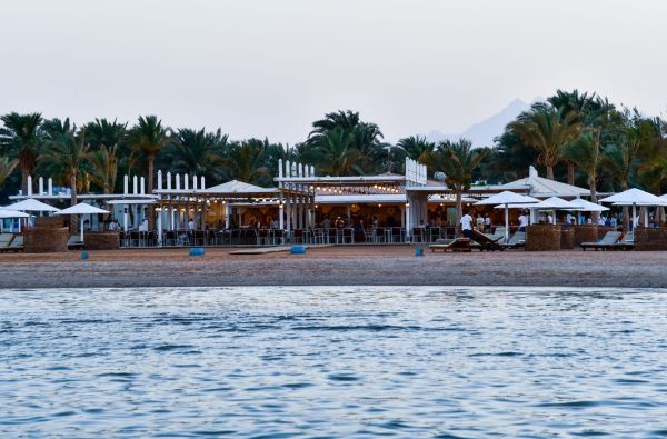 HURGADA. Kokybiškos atostogos. Skrydis, 7n. puikiame viešbutyje PHARAOH AZUR RESORT 5* su ”viskas įskaičiuota” maitinimu!
