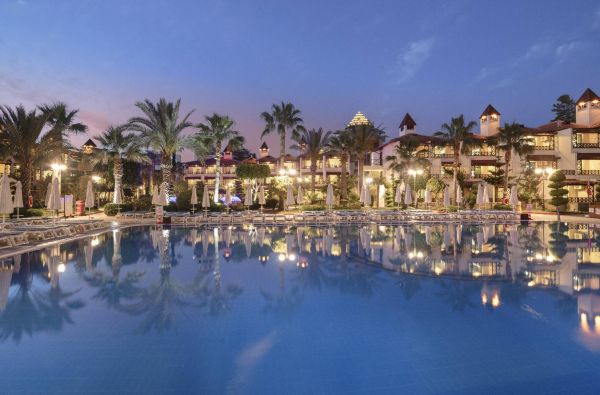 ALANIJA. Saulėtos atostogos. Skrydis, 7n. puikiame viešbutyje SAPHIR 4* su viskas įskaičiuota plius maitinimu!