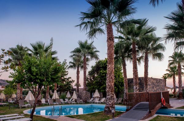 KRETA. Viskas, ko reikia. Skrydis, 7n. puikiame BLUE SEA BEACH 5* viešbutyje su pusryčiais ir vakariene.