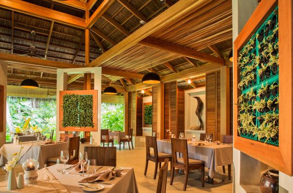 Šeimos atostogos Maldyvuose! Skrydis, pervežimas ir 7 n. viešbutyje KURAMATHI MALDIVES 4+*