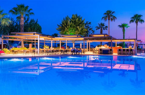 FETIJA. Išsvajotosios atostogos Turkijoje CLUB TUANA 5* viešbutyje - tikra dovana sau! Skrydis, 7 nakvynės, maitinimas "ultra viskas įskaičiuota" - viskas už puikią kainą!