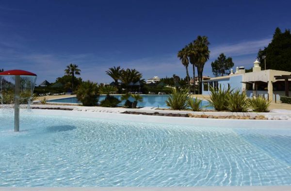 ALBUFEIRA - Armasaun de Pera. Ideali vieta Jūsų rudens atostogoms ALGARVĖJE. Skrydis, 7n. viešbutyje PESTANA VIKING 4*, su pusryčiais - nuo 615 €!