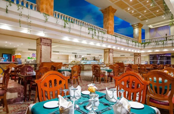 Titanic Palace