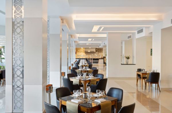 Pickalbatros Albatros White Beach