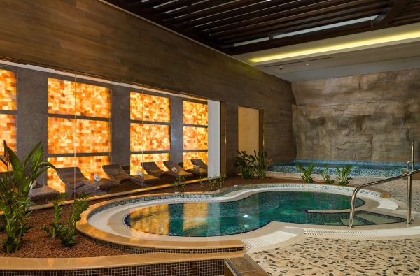 BELEKAS. Įgyvendinkite atostogų svajones! GURAL PREMIER BELEK 5* viešbutis – tobulas pasirinkimas svajonių atostogoms Turkijoje! Skrydis, 7 nakvynės VIP klasės 5* viešbutyje su „ultra viskas įskaičiuota“ maitinimu