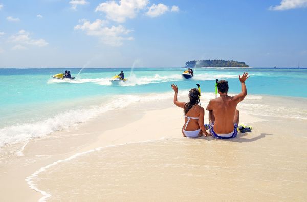 Saulėtos atostogos Maldyvuose! Skrydis, pervežimas ir 7 n. viešbutyje MALAHINI KUDA BANDOS 4* su pusryčiais ir vakarienėmis