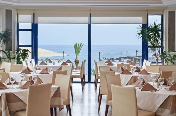 RODAS. Sala, saulė, jūra. Skrydis, 7n. puikiai poilsiautojų įvertintame RODOS PRINCESS BEACH 4* viešbutyje su viskas įskaičiuota maitinimu.