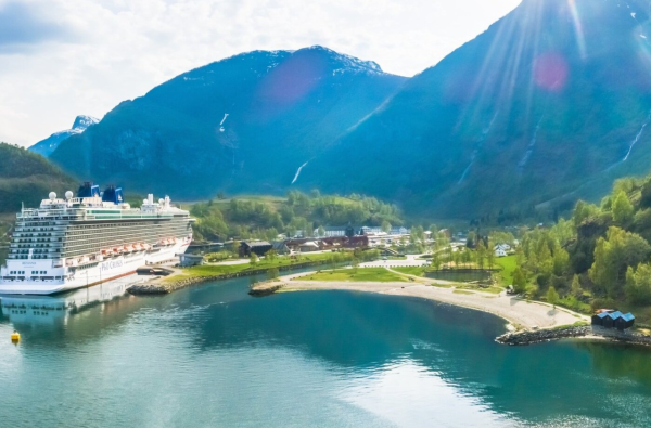 Kruizinė kelionė po Norvegijos Fiordus MSC EURIBIA kruiziniu laivu su vadovu iš Lietuvos 9d.