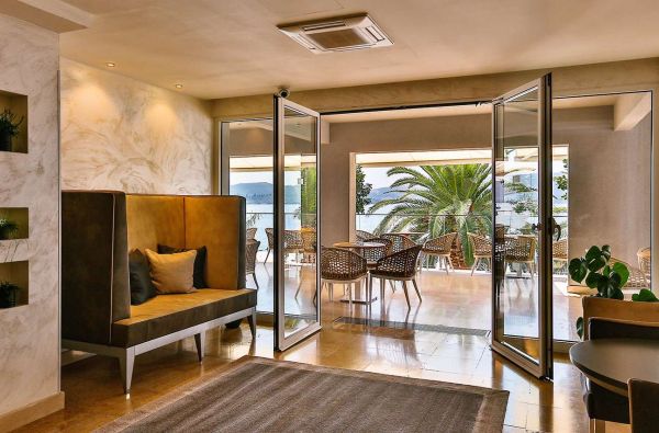 Kokybiškos atostogos JUODKALNIJOJE. Skrydis, 7n. puikiame viešbutyje PALMA 4* su „pusryčiais“ – 579 €!