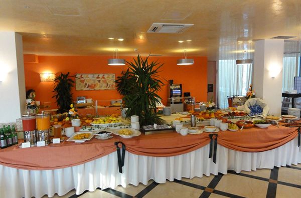 SICILIJA. Romantiškas ir jaukus poilsis. Skrydis, 7n. CEFALU SEA PALACE 5* viešbutyje su pusryčiais arba pusryčiais ir vakariene