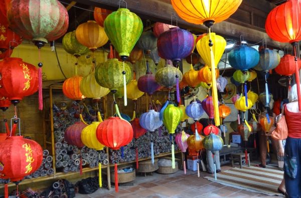 Vietnamo mozaika - visas Vietnamas vienos kelionės metu su poilsiu prie Pietų Kinijos jūros 15d.