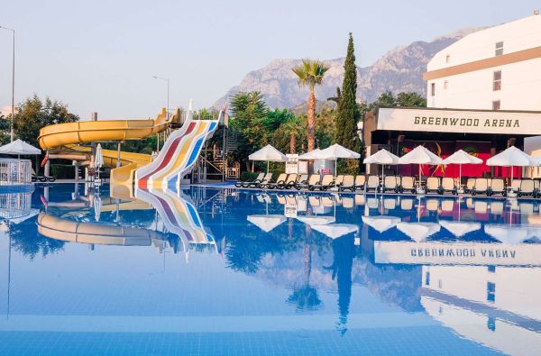 KEMERAS.Populiarioji vasaros žvaigždė, kviečia į svečius! Laikas atsipalaiduoti - pagaudykite saulės spindulius, įmerkite kojas į šiltą jūrą. Skrydis, 7 n. 4* SHERWOOD  GREENWOOD RESORT viešbutyje su „viskas įskaičiuota" maitinimu–Jūsų nuotykių vasara.