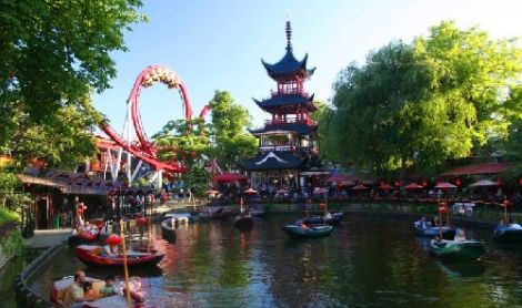 Danija. Kopenhaga. Tivoli parkas.