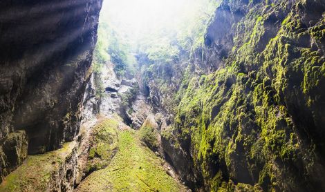 Čekija. Macochos urvai.
