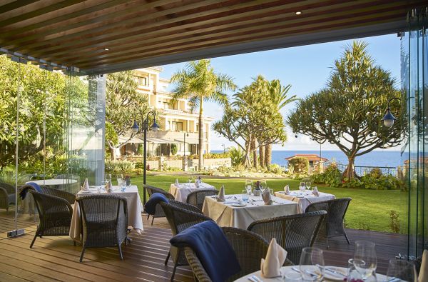 Funšalis. Prabangus poilsis MADEIROJE. Skrydis, 7n. viešbutyje THE CLIFF BAY 5* su pusryčiais - nuo 1009 €!