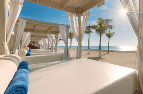 Kokybiškas poilsis Meksikoje!  Skrydis, pervežimas ir 10 n. viešbutyje Panama Jack Resorts Cancun 5* su „viskas įskaičiuota“