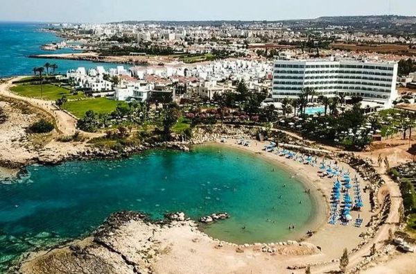 Nepamirštamos atostogos Kipre 4* viešbutyje CRYSTAL SPRINGS BEACH !