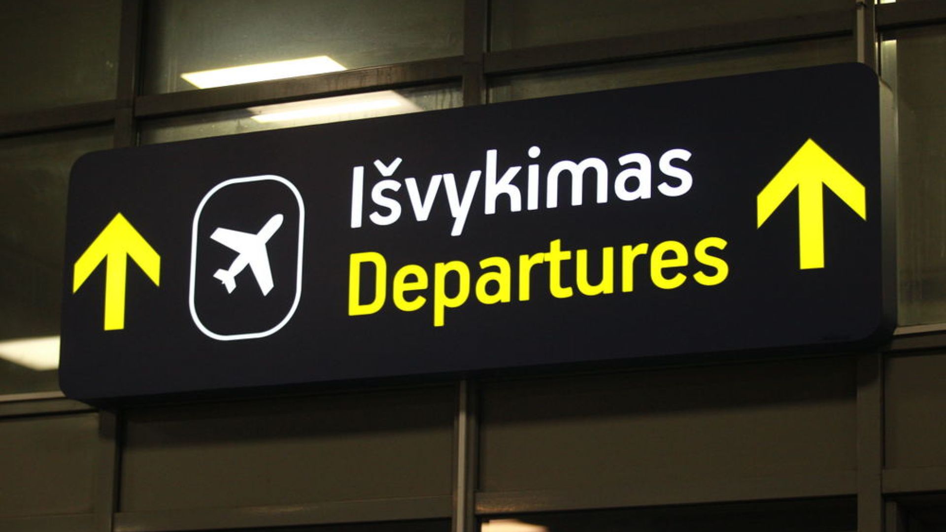 Vilniaus oro uosto orlaivių kilimo ir tūpimo tako (KTT) rekonstrukcija