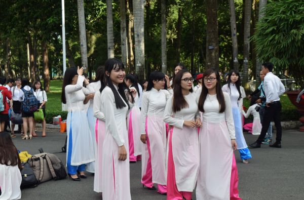 Naujųjų metų sutikimas laive Ha Long įlankoje, poilsis prie Pietų Kinijos jūros ir pažintinė programa po Vietnamą 13d.