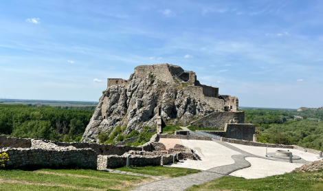 Slovakija. Devino pilis.