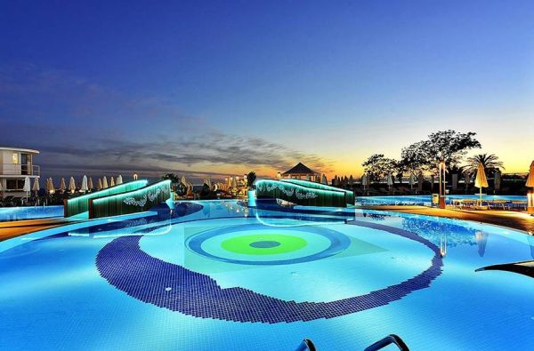 ALANIJA. Saulėtos atostogos. Skrydis, 7n. puikiame viešbutyje AZURA DELUXE RESORT & SPA 5* su Ultra viskas įskaičiuota maitinimu!