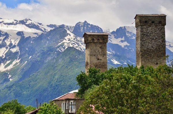 Sakartvelas, Didysis Kaukazas ir Batumis 8d.