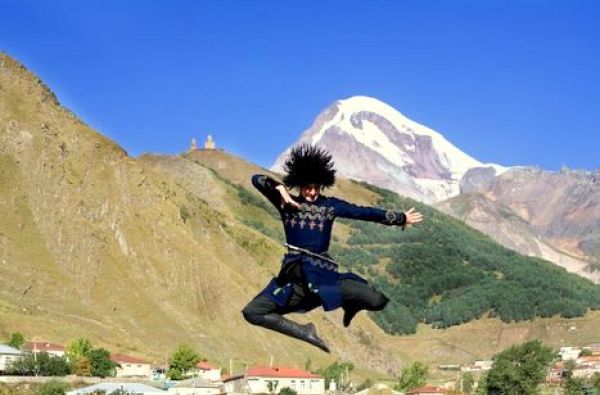 Sakartvelas, Didysis Kaukazas ir Batumis 8d.