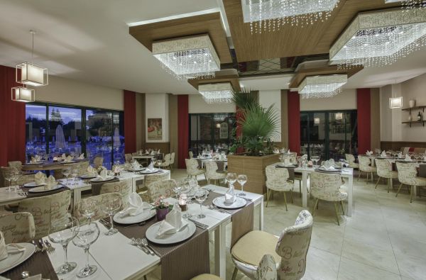 ALANIJA. Saulėtos atostogos. Skrydis, 7n. puikiame viešbutyje DELPHIN DELUXE RESORT 5* su Ultra viskas įskaičiuota maitinimu!