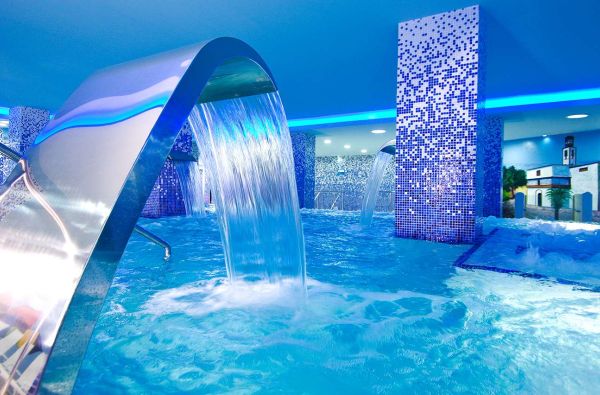 Plaja de las Amerikas. Linksmybių ir aktyvaus poilsio mėgėjų atostogos TENERIFĖJE. Skrydis, 7n. viešbutyje GALA 4*, su pusryčiais - nuo 669 €!