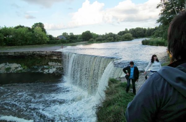 Artimoje, bet kitokioje Estijoje