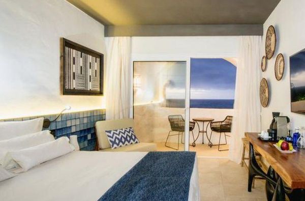 Kosta Adechė. Ką manote apie romantišką pabėgimą į TENERIFĘ ? Skrydis, 7n. viešbutyje JARDIN TROPICAL 4*, su pusryčiais - nuo 839 €!