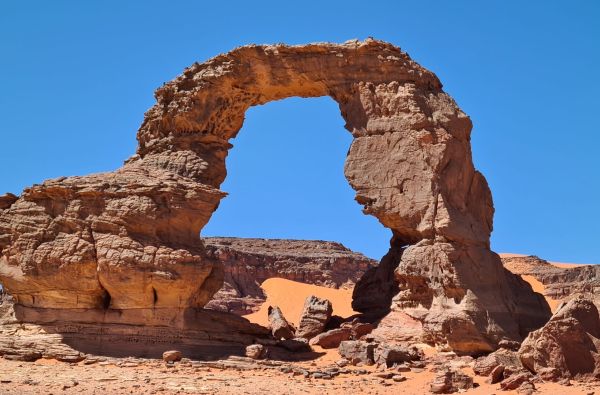 ALŽYRAS – dar nenugludinta Šiaurės Afrikos mozaika su SACHAROS PRIESKONIU 12d.