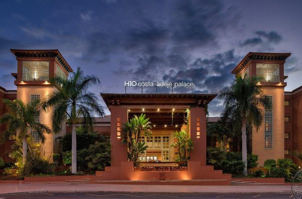 La Kaleta. Romantiškas poilsis nuolatos žaliuojančioje ir saulėtoje TENERIFĖJE. Skrydis, 7n. viešbutyje H10 COSTA ADEJE PALACE 4*, su pusryčiais ir vakariene - nuo 845 €!