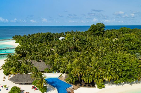 Šeimos atostogos Maldyvuose! Skrydis, pervežimas ir 7 n. viešbutyje KURAMATHI MALDIVES 4+*