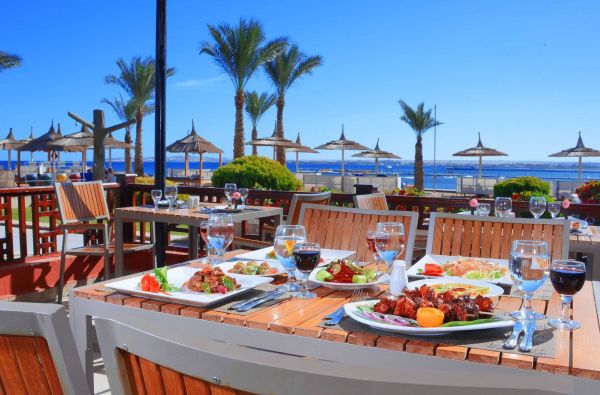 HURGADA. Kokybiškos atostogos. Skrydis, 7n. puikiame viešbutyje PICKALBATROS BEACH ALBATROS RESORT HURGHADA 4* su ”viskas įskaičiuota” maitinimu!