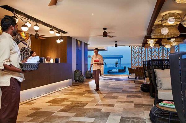 Nuotaikingos atostogos Maldyvuose! Skrydis, pervežimas ir 7 n. viešbutyje RIU PALACE MALDIVAS 5* su "viskas įskaičiuota"