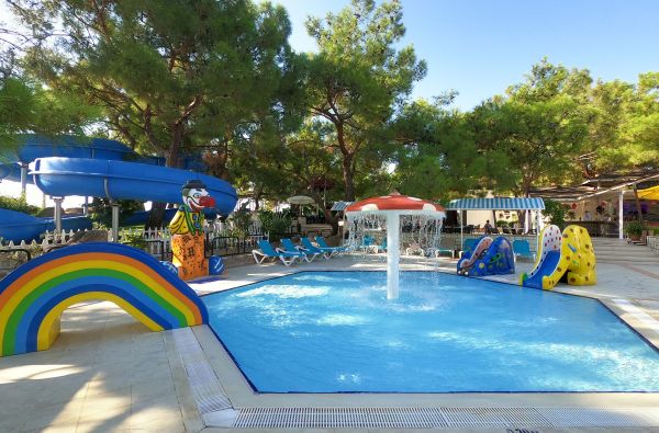 KEMERAS. Svajonės pildosi! Aktyvios šeimos atostogos! Savaitė poilsio kokybiškame PIRATES BEACH CLUB 5* viešbutyje Turkijoje – nuotykiai įsimins ilgam! Skrydis, 7 nakvynės 5* viešbutyje su „ultra viskas įskaičiuota“ maitinimu