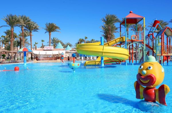 HURGADA. Kokybiškos atostogos. Skrydis, 7n. puikiame viešbutyje PICKALBATROS BEACH ALBATROS RESORT HURGHADA 4* su ”viskas įskaičiuota” maitinimu!