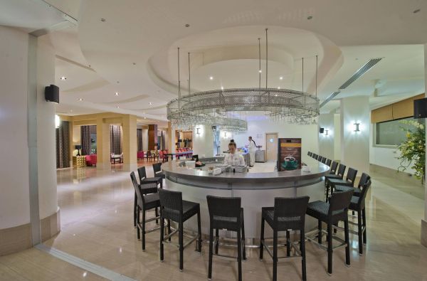 KEMERAS. Sužvejokite vasaros atostogas jau dabar! Poilsiaukite stilingame BARUT KEMER COLLECTION 5* viešbutyje Turkijoje ir mėgaukitės pasaulinio lygio aptarnavimu! Skrydis, 7 nakvynės 5* viešbutyje su „ultra viskas įskaičiuota“ maitinimu