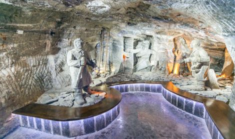 Lenkija. Veličkos druskų kasykla.