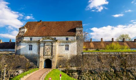 Parncūzija. Bezanconas.