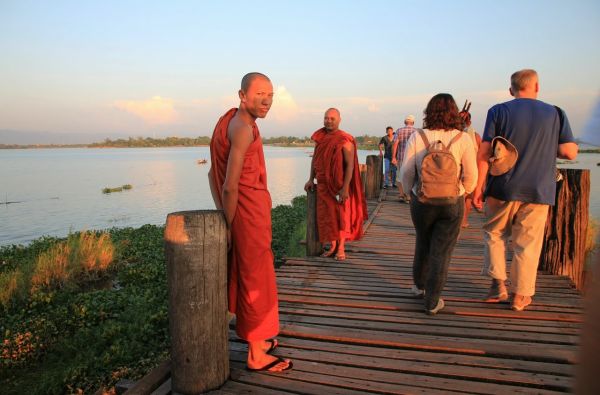 Mianmaro magija ir poilsis Ngapalio kurorte 13d.